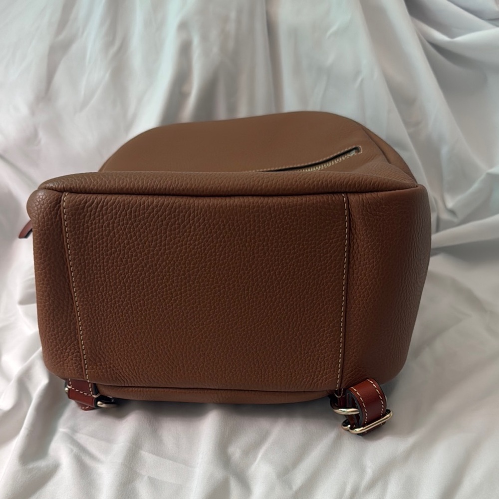 Dooney & Bourke Backpack - Picture 5 of 9